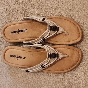 Minnetonka Silverbay Sandal Womens size 9